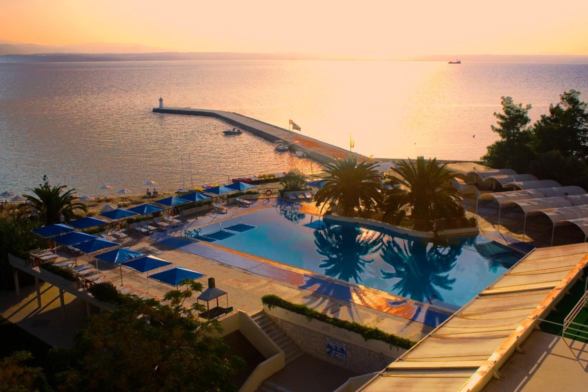 Palmariva Beach Hotel เอเรเทรีย ภายนอก รูปภาพ
