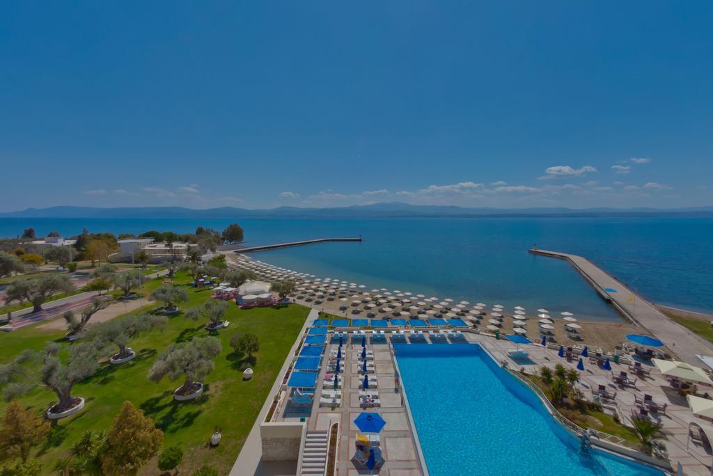 Palmariva Beach Hotel เอเรเทรีย ภายนอก รูปภาพ