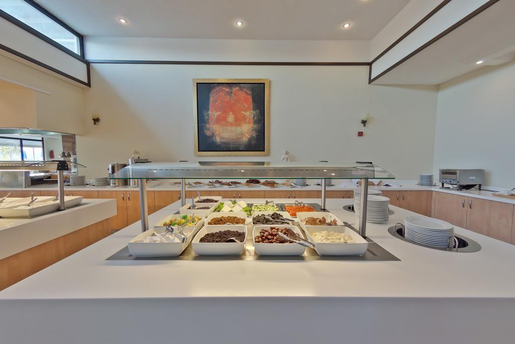 Palmariva Beach Hotel เอเรเทรีย ภายนอก รูปภาพ